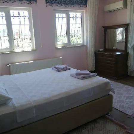 Outstanding Duplex With Private Pool Winter Garden Terrace And Bbq In ヴィラ *