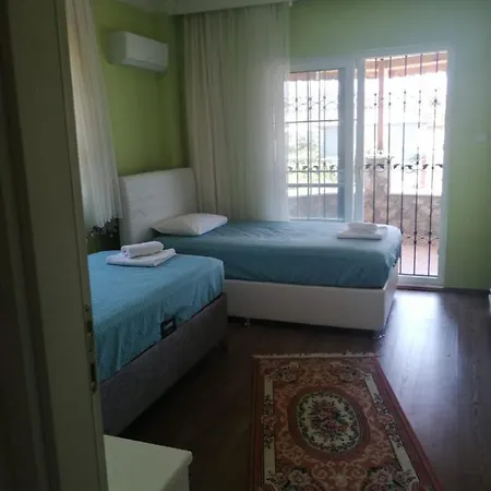 Outstanding Duplex With Private Pool Winter Garden Terrace And Bbq In ヴィラ *