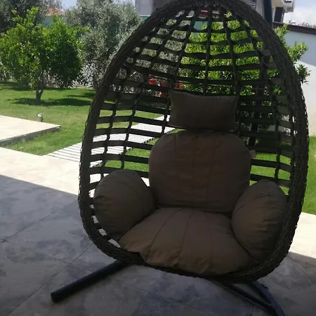 Outstanding Duplex With Private Pool Winter Garden Terrace And Bbq In ヴィラ *
